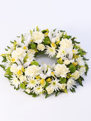 Classic Wreath Yellow & Cream